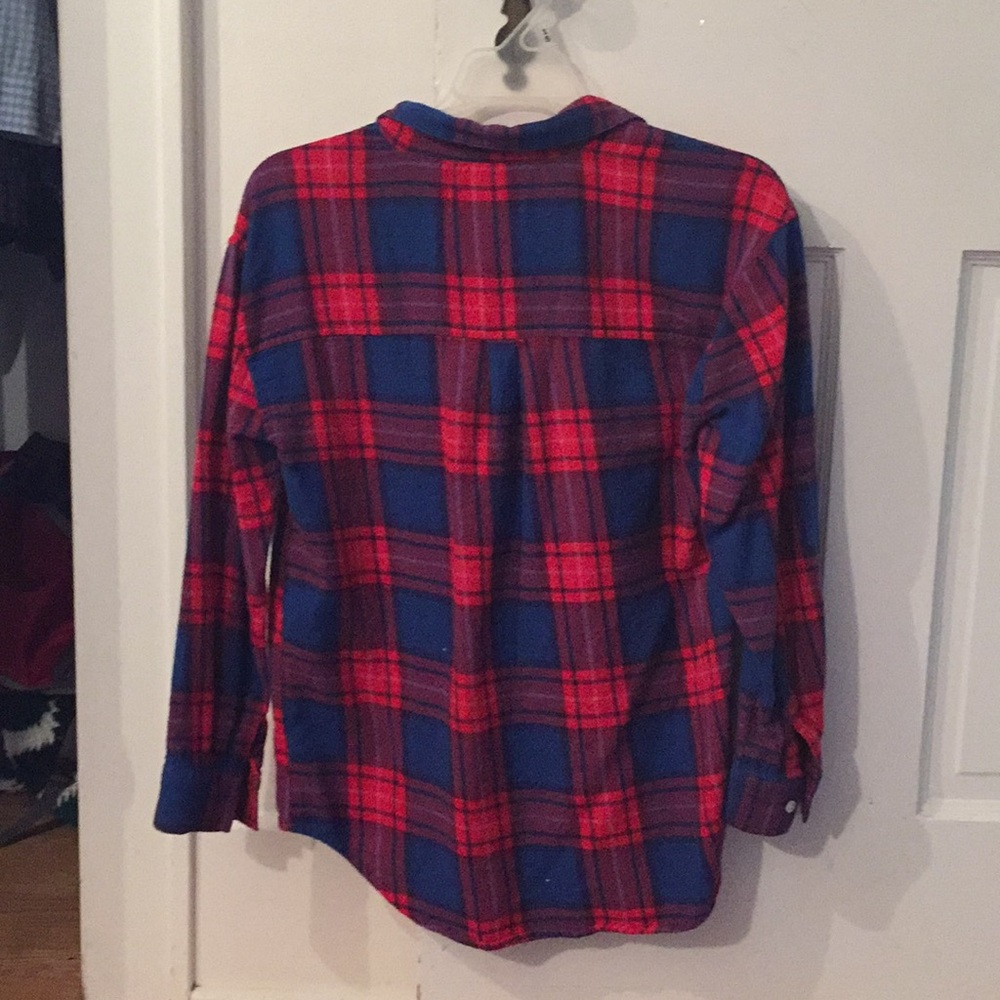 A red and blue flannel! - Picture 2 of 5
